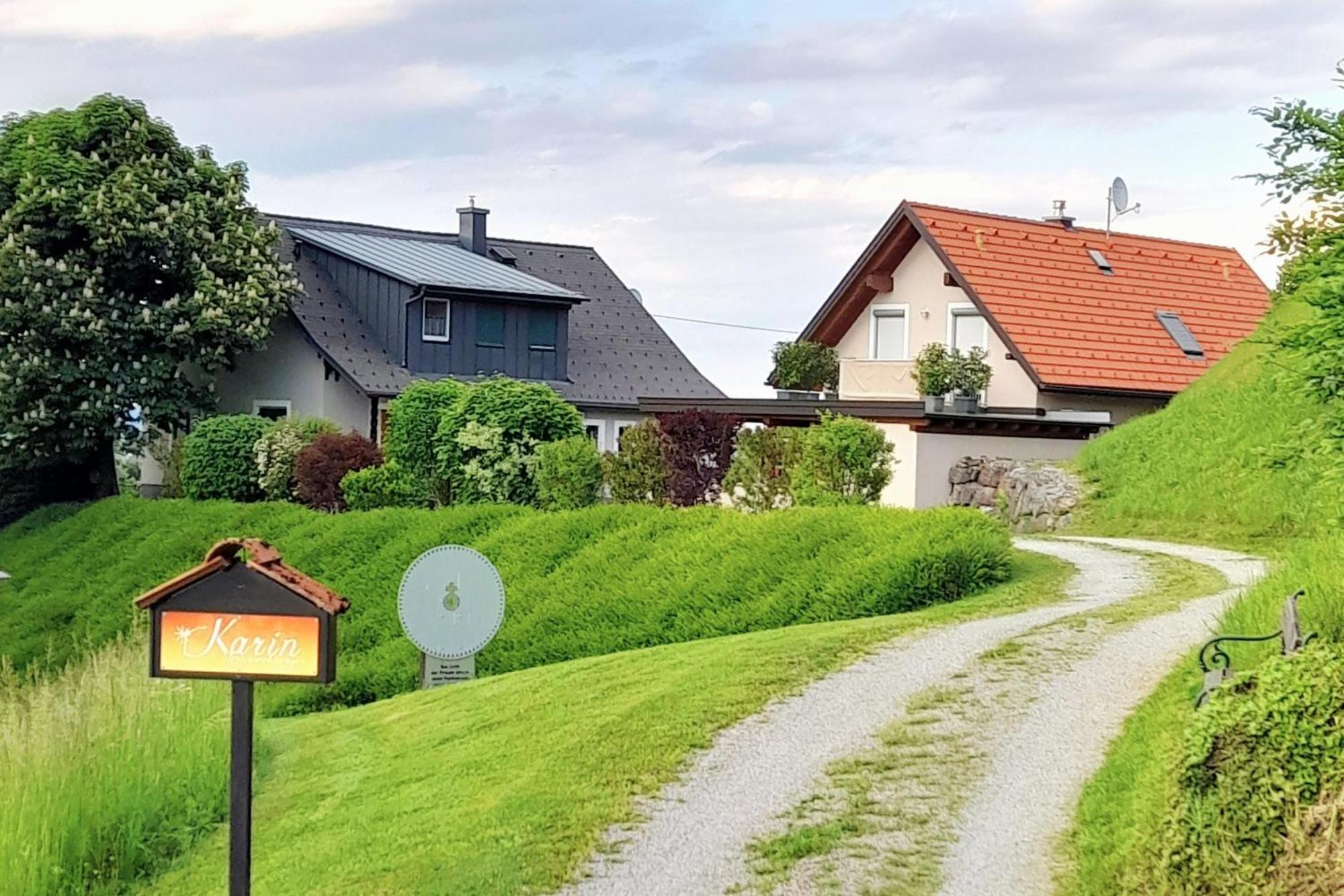 Ferienwohnungen Karin Am Seggauberg Лайбниц Екстериор снимка
